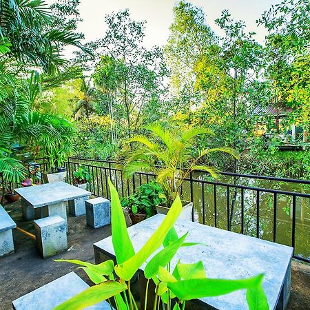 Nida Rooms Central 89 Plaza Resort Surat Thani Exterior photo