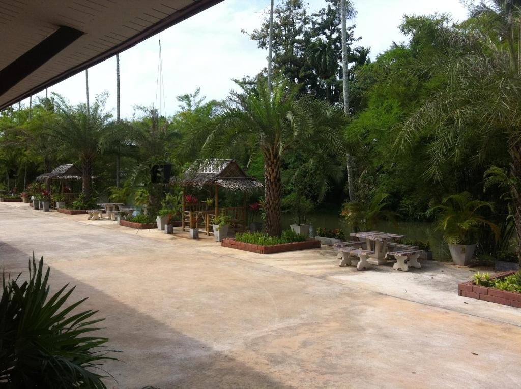 Bean Suan Rim Neam Resort สุราษฎร์ธานี Surat Thani Exterior photo