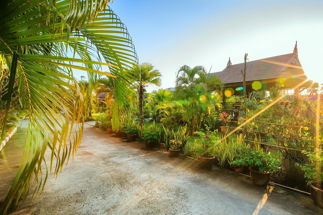 Nida Rooms Central 89 Plaza Resort Surat Thani Exterior photo