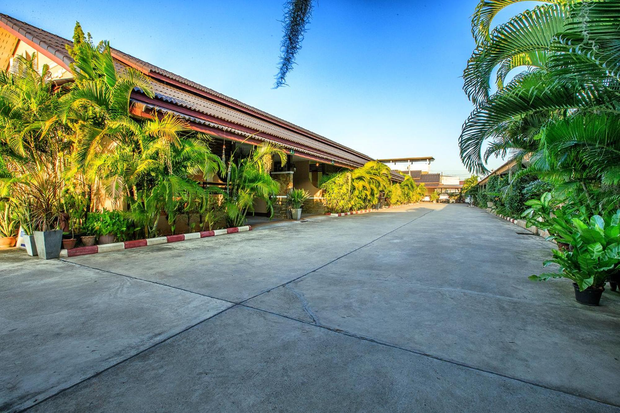 Nida Rooms Central 89 Plaza Resort Surat Thani Exterior photo